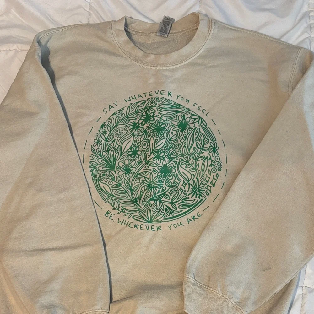 Noah Kahan Crewneck - Picture 3 of 3